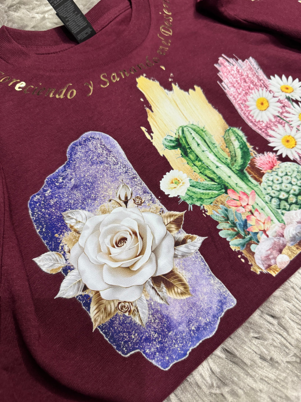 Camisa “Floreciendo y Sanando en el Desierto”