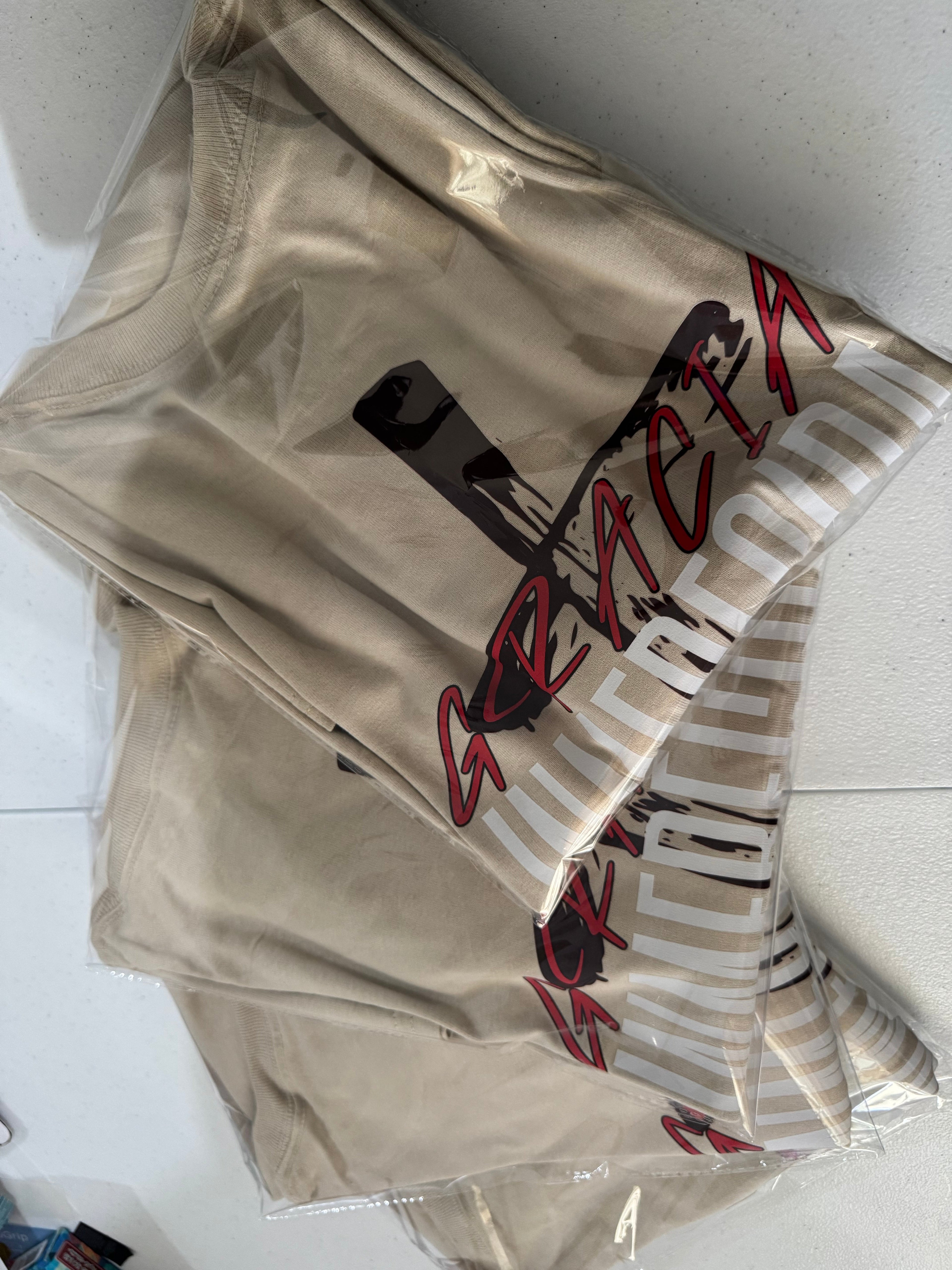 Camisa Cristiana “Gracia Inmerecida” – Fe que se Viste