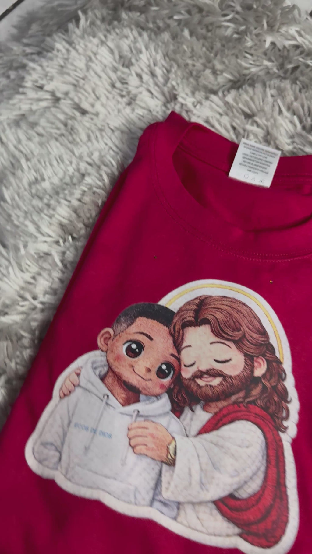 Camisa Oversize “JESÚS me abraza”